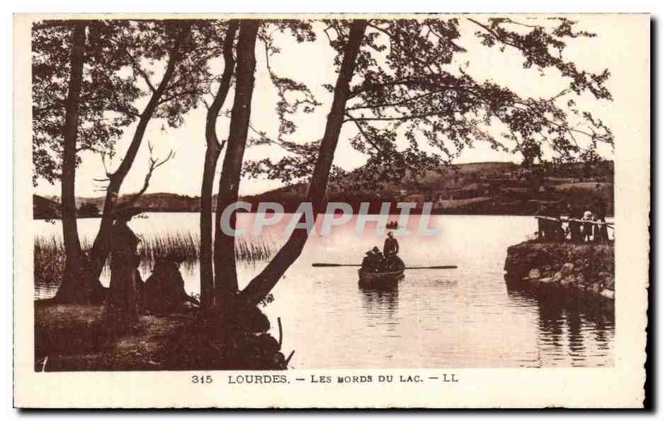 CPA Lourdes Les Bords Du Lac