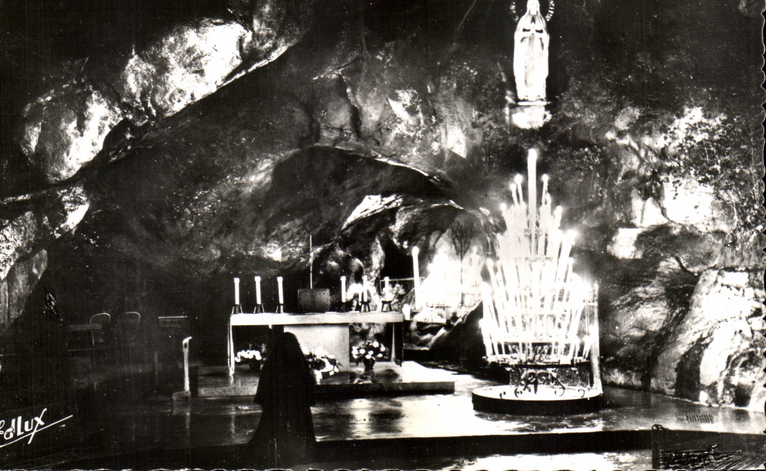 CPA Lourdes La Grotte Miraculeuse de Nuit