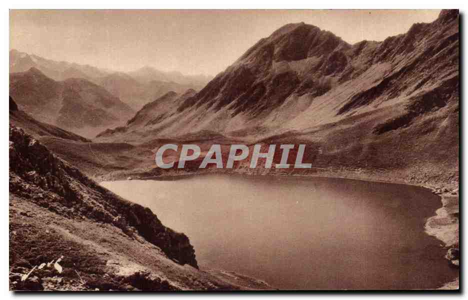 CPA Route De bareges Au Tourmalet Et Au Pic Du Midi Le lac d'Oncet vu de l'hotellerie de Sencours