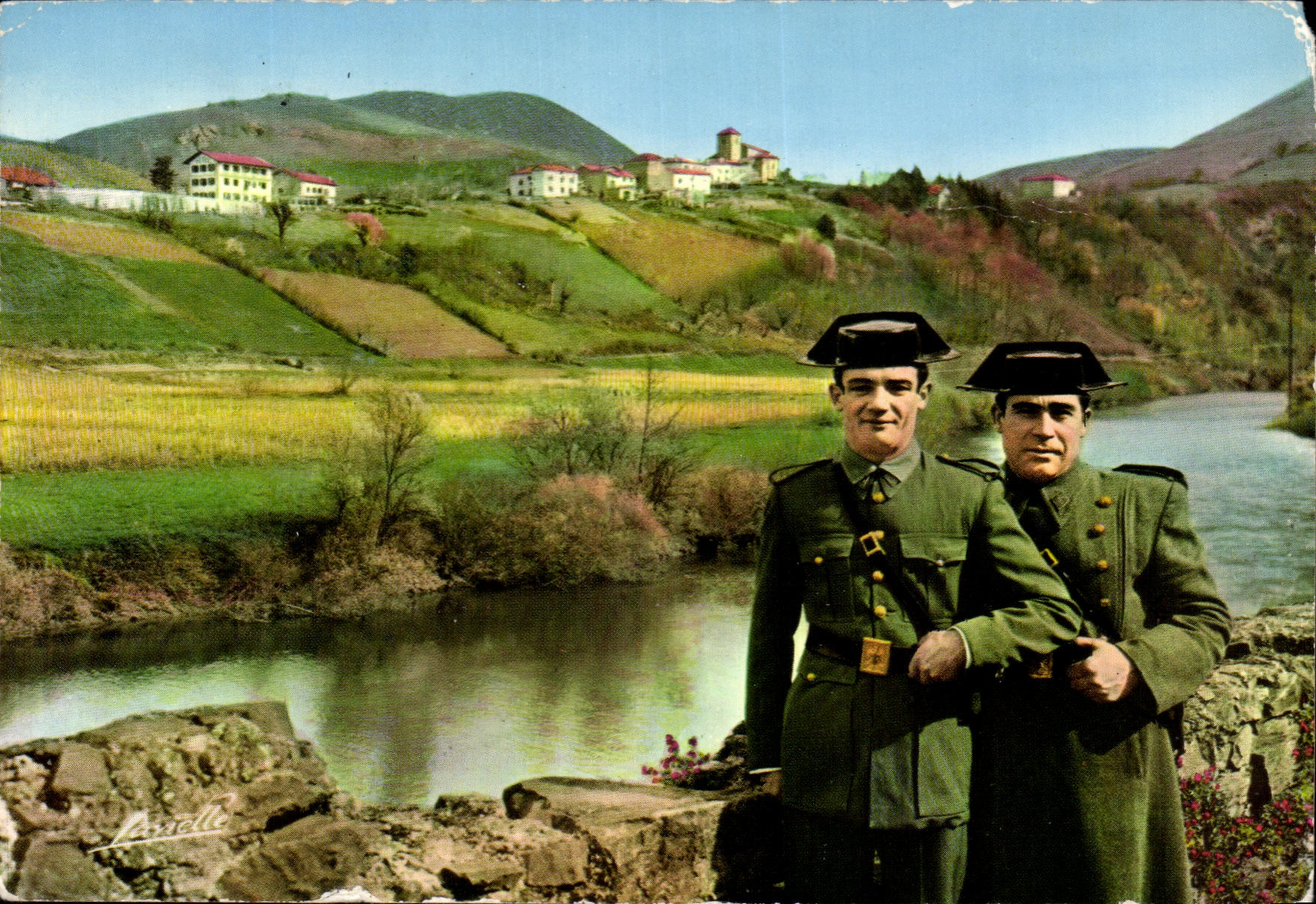 Deux douaniers espagnols — Biriatou (France) — Éditions Laviette, G-3010