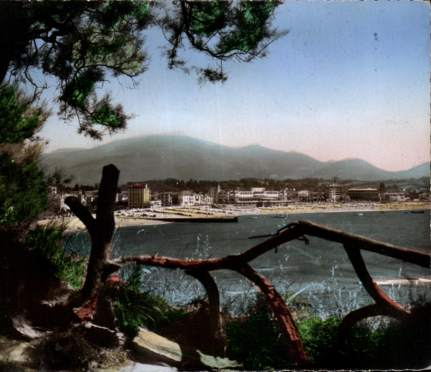 Saint-Jean-de-Luz — Perspectiva de la playa y los Montes de España — Imp. Méon (St-Jean-de-Luz)