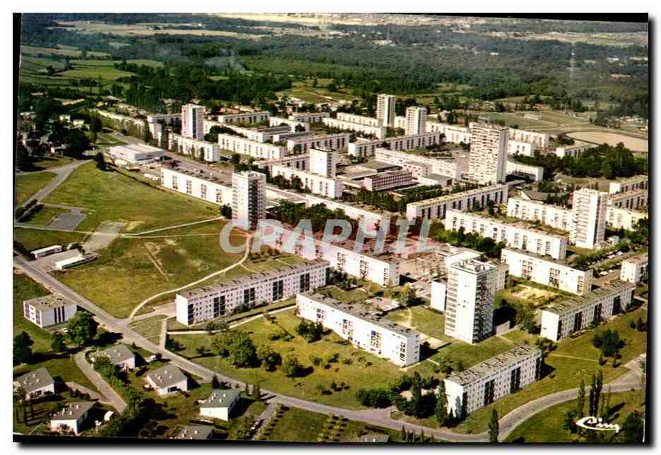 Cagliostro — Vue générale aérienne du complexe de Laco — Imprimeur Mâcon