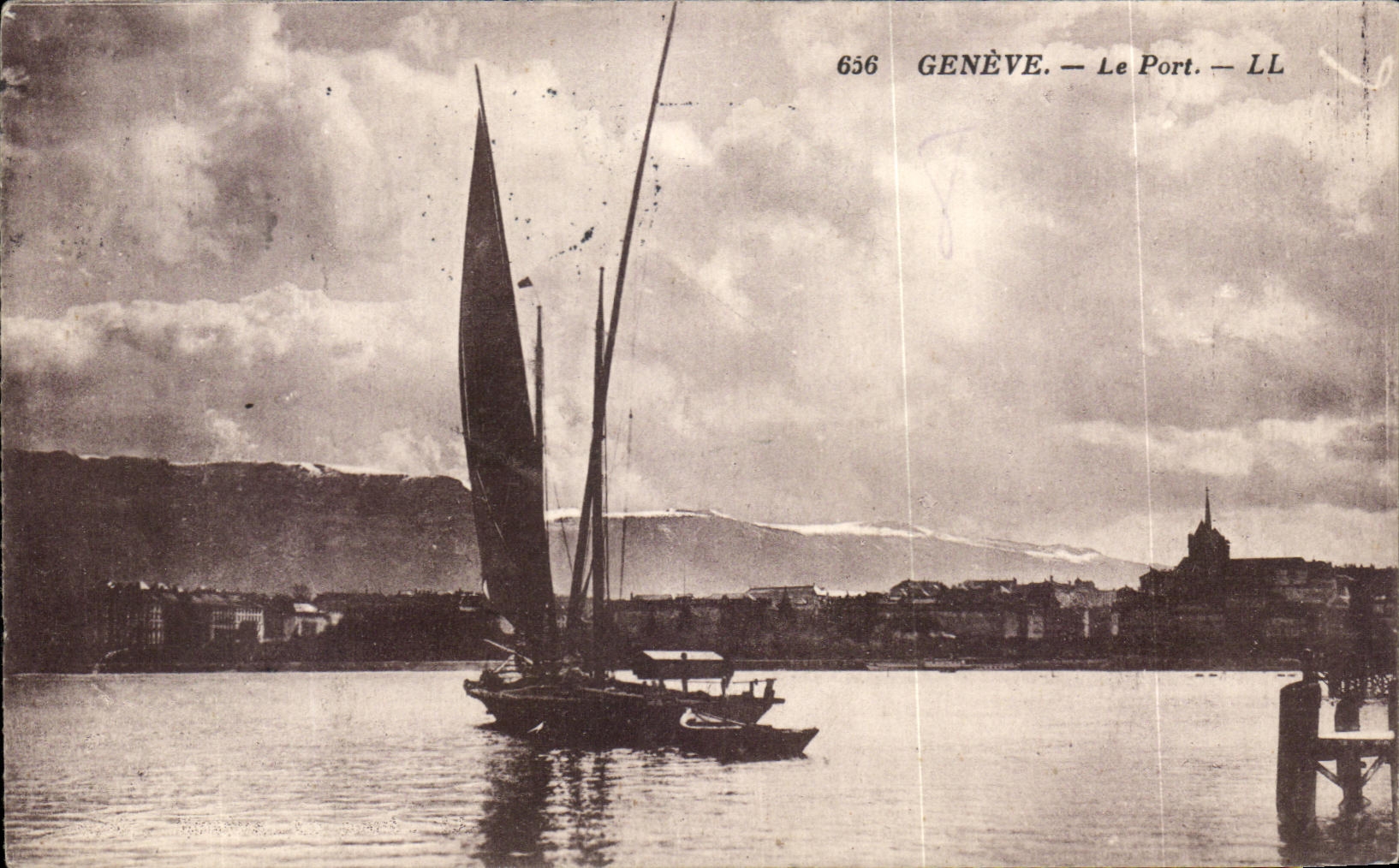 CPA Geneve Le Port Bateau