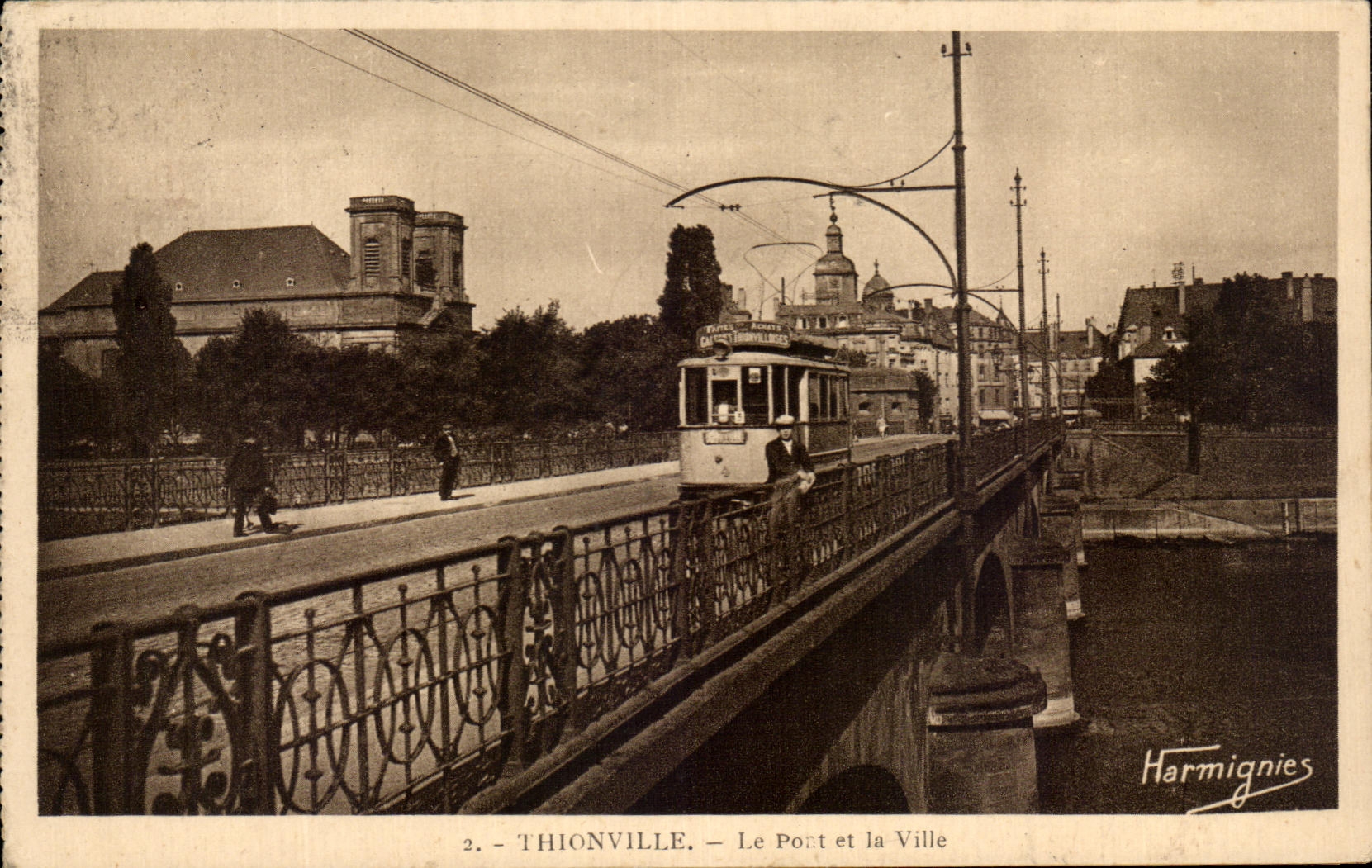 CPA Thionville Le Pont et la Ville Tramway