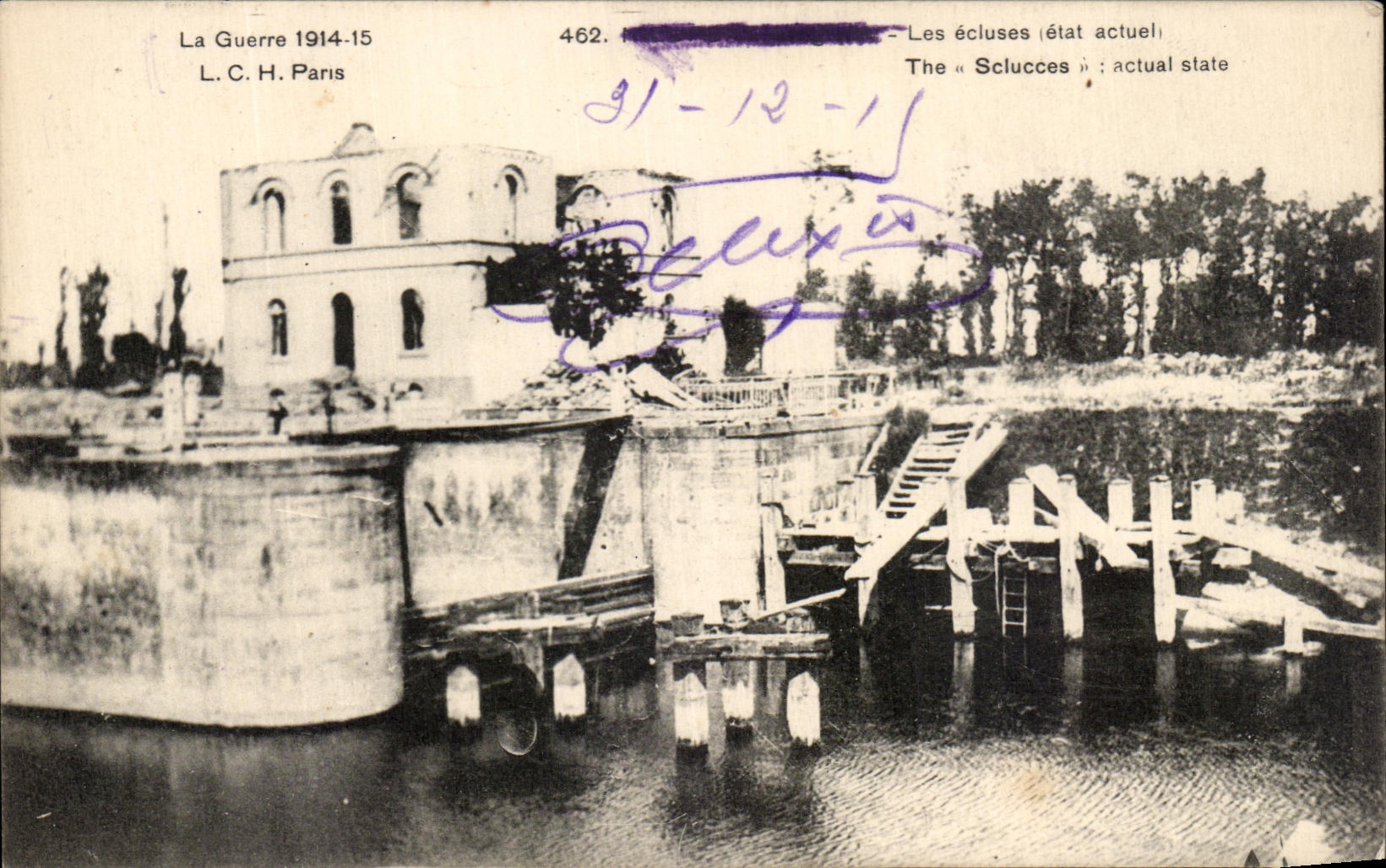 Les écluses — état actuel après la Guerre 1914-15 — L.C.H. Paris n°462