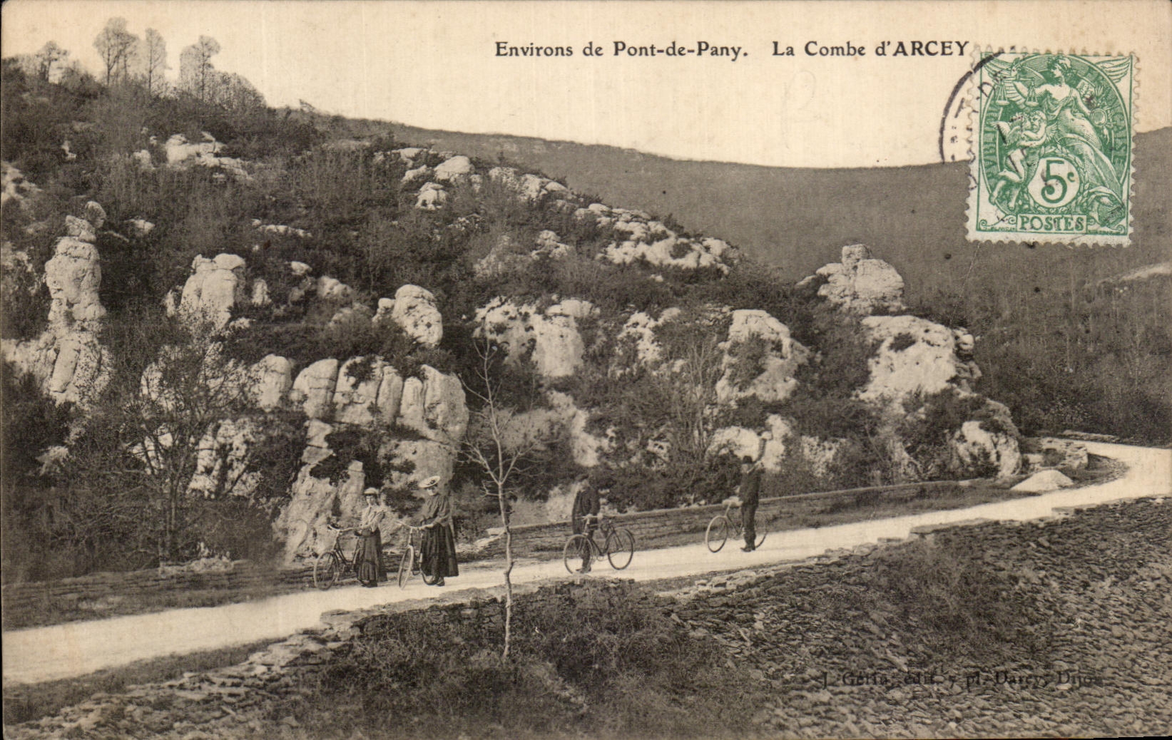 CPA Environs De Pont De Pany La Combe D'Arcey Velo