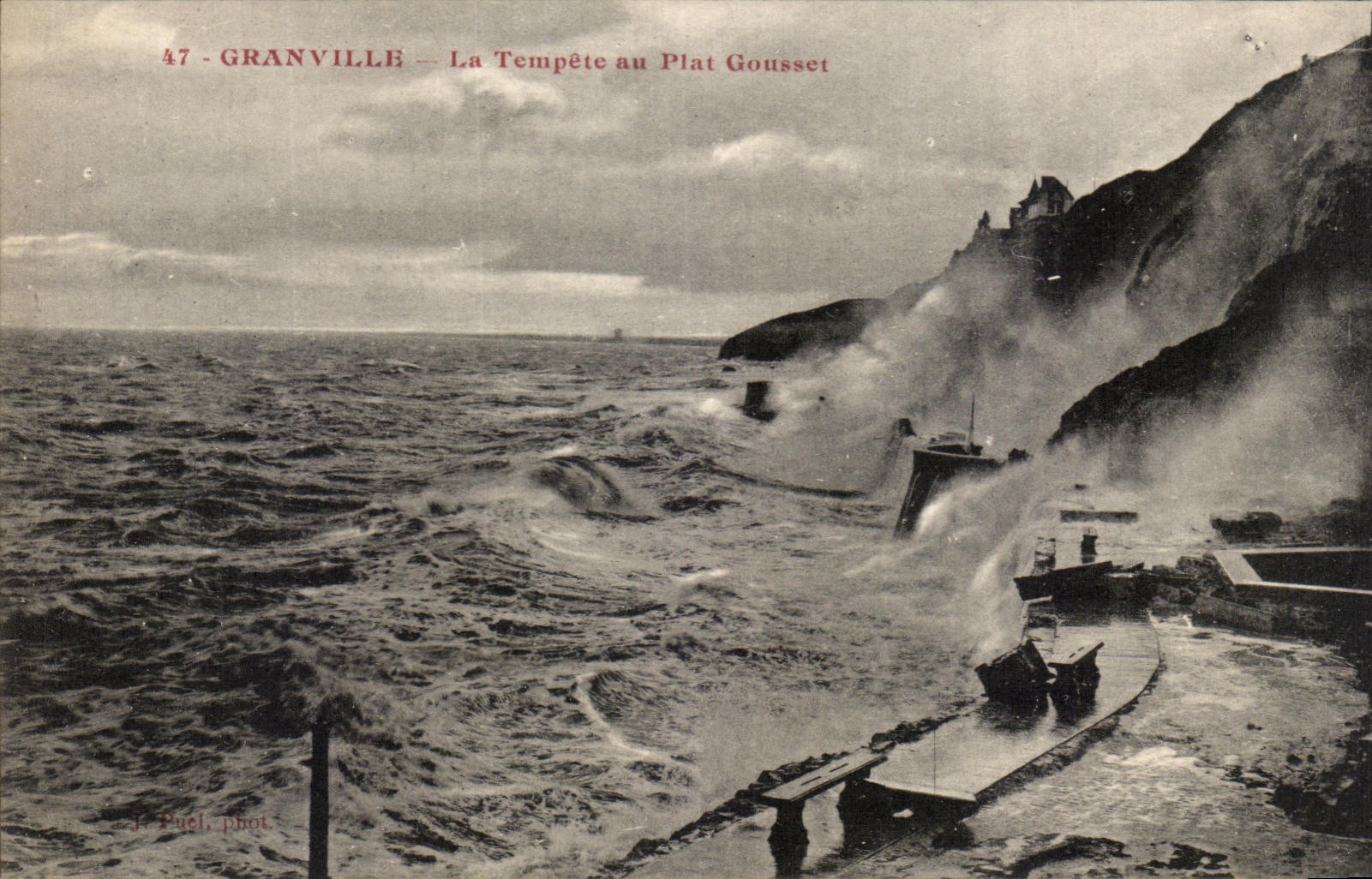 Granville — La Tempête au Plat Gousset — J. Puel phot.