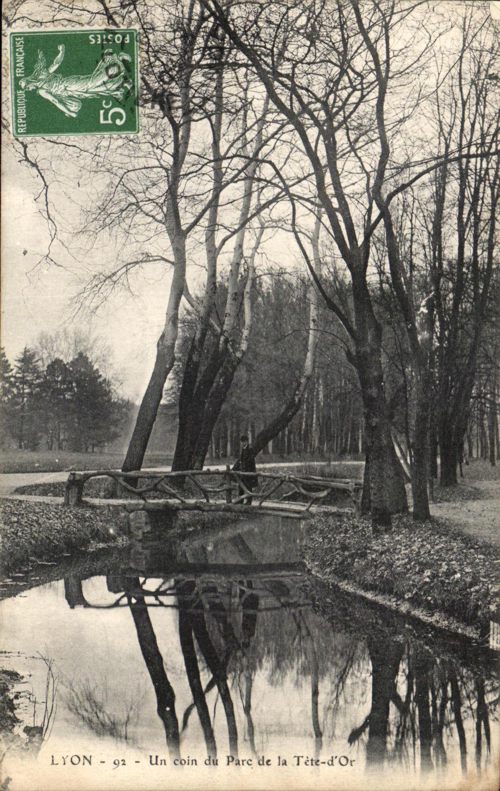 LYON - 92 - A corner of the Parc de la Tête-d'Or — publisher not visible, series number not legible