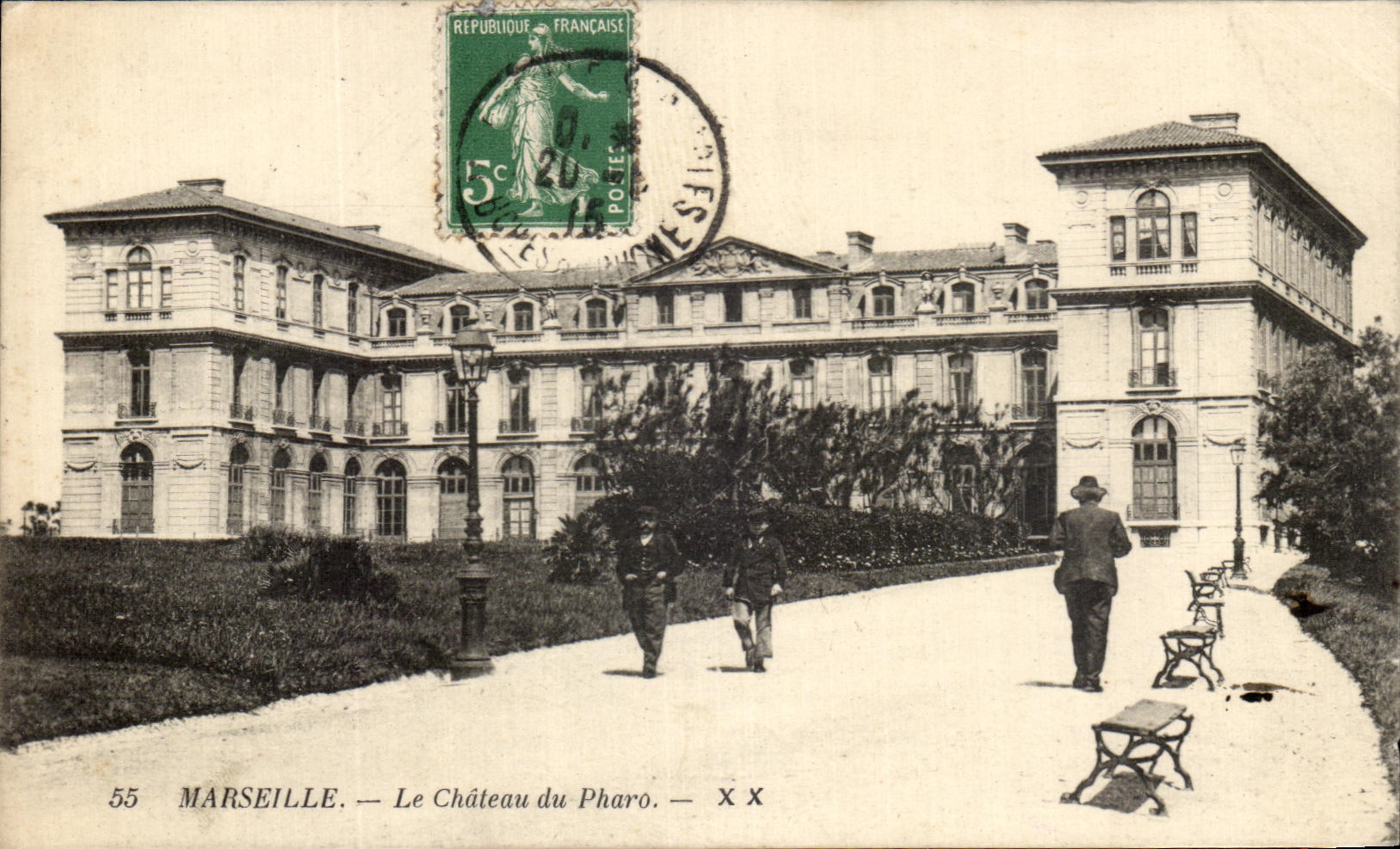 CPA Marseille Le Chateau Du Pharo