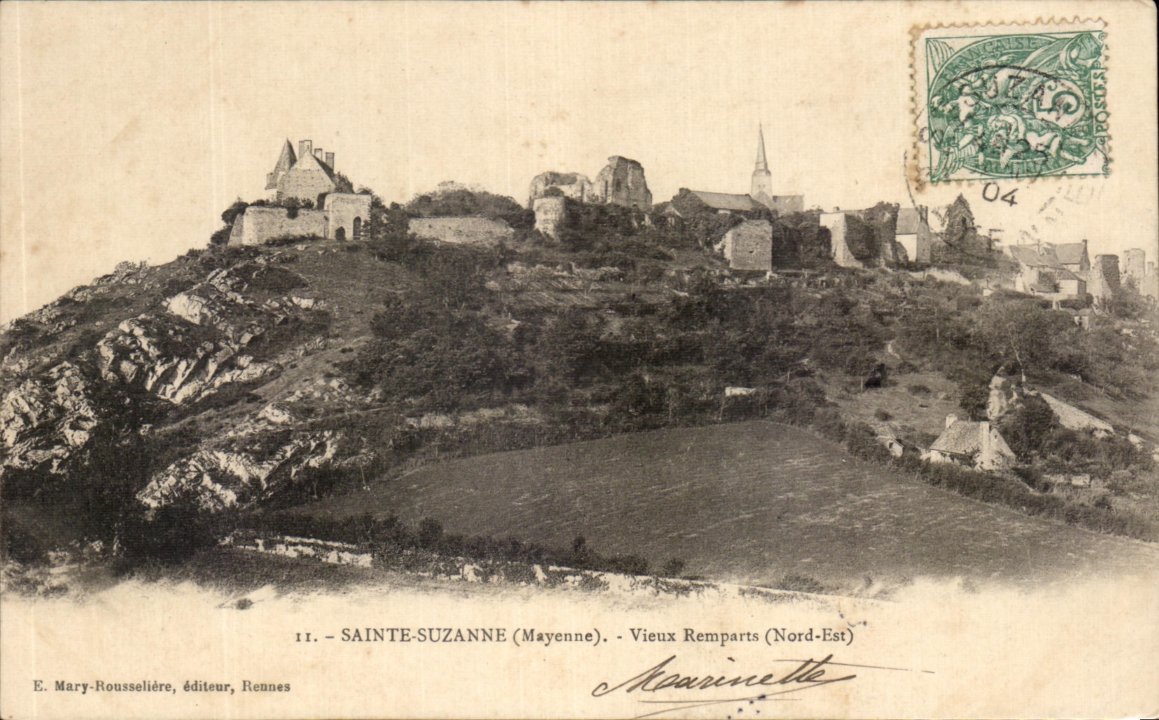 CPA Sainte Suzanne Vieux Remparts 