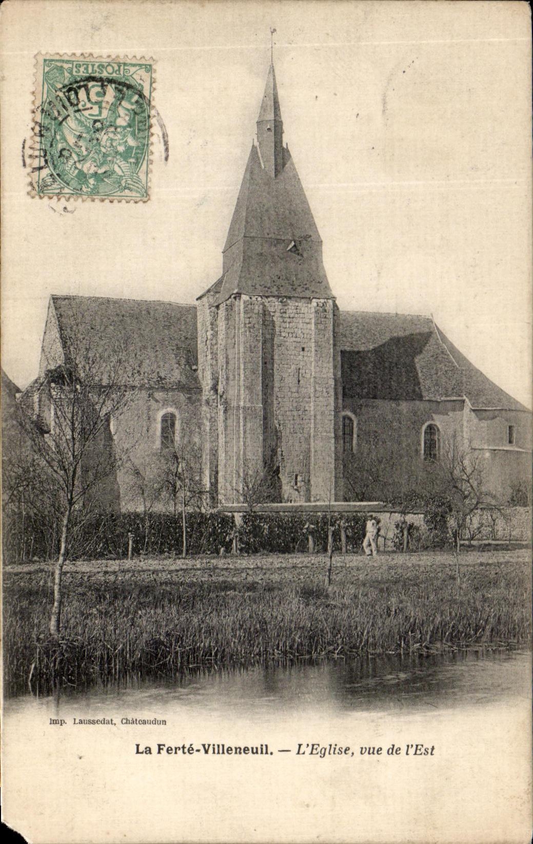CPA La Ferte Villeneuil L'Eglise Vue del'Est 