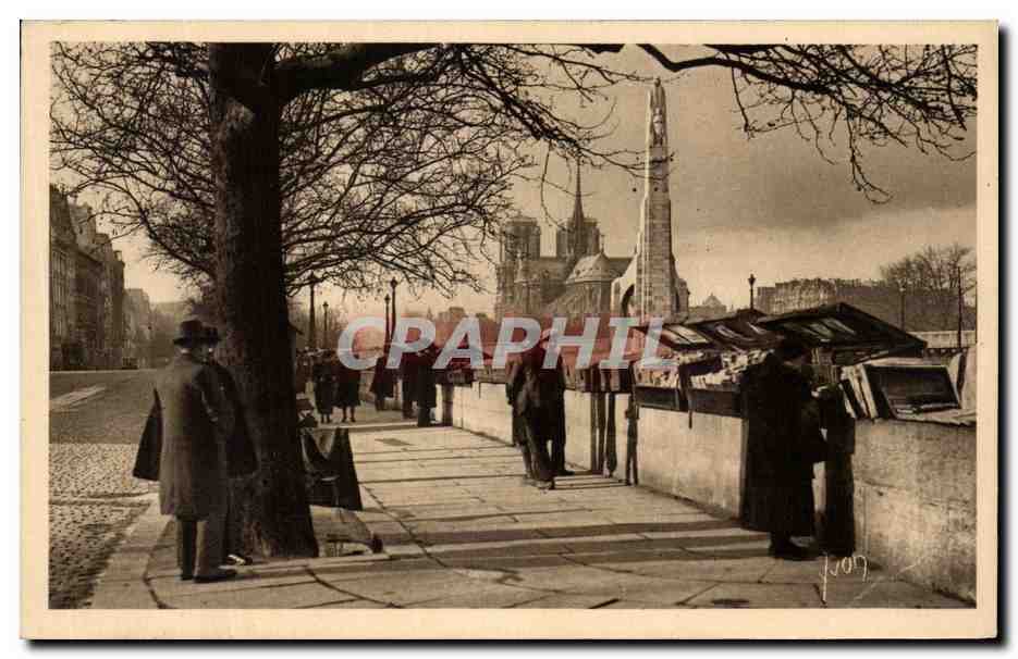 Paris. En Flânant — Le Quai de la Tournelle vers Notre-Dame — Les Éditions d'Art Paris 14 Rue de l'Église