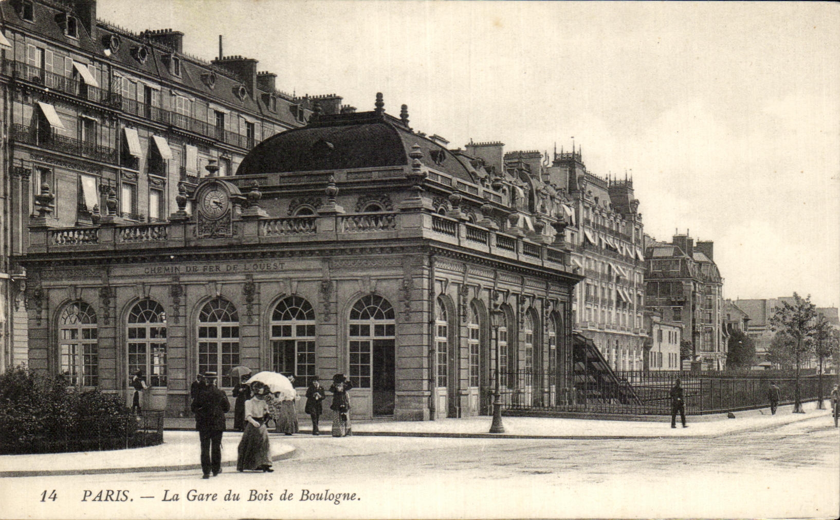 CPA Paris La Gare du Bois de Boulogne