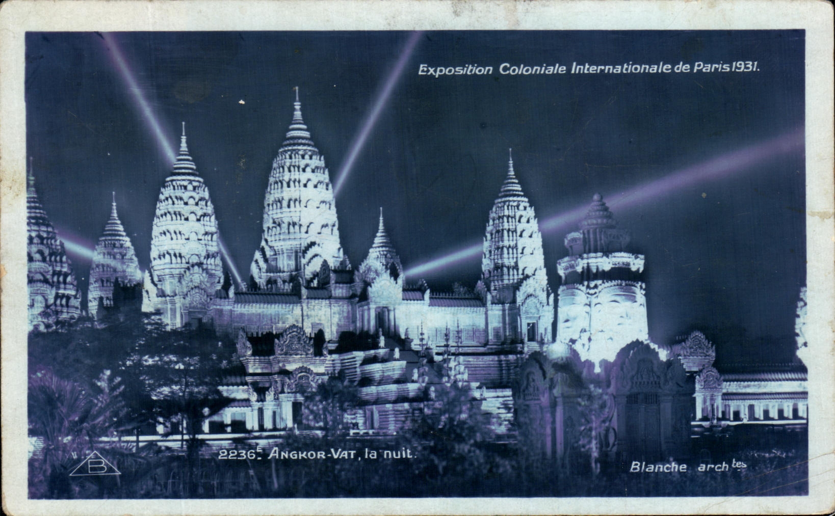 CPA Paris Exposition coloniale internationale 1931 Angkor Vat la nuit 