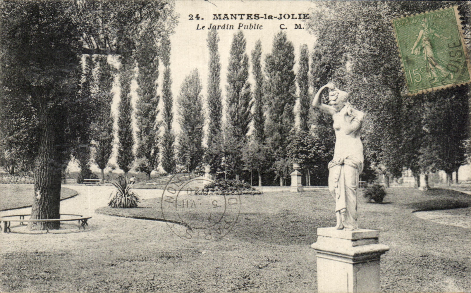 Mantes-la-Jolie — Le Jardin Public — C. M.