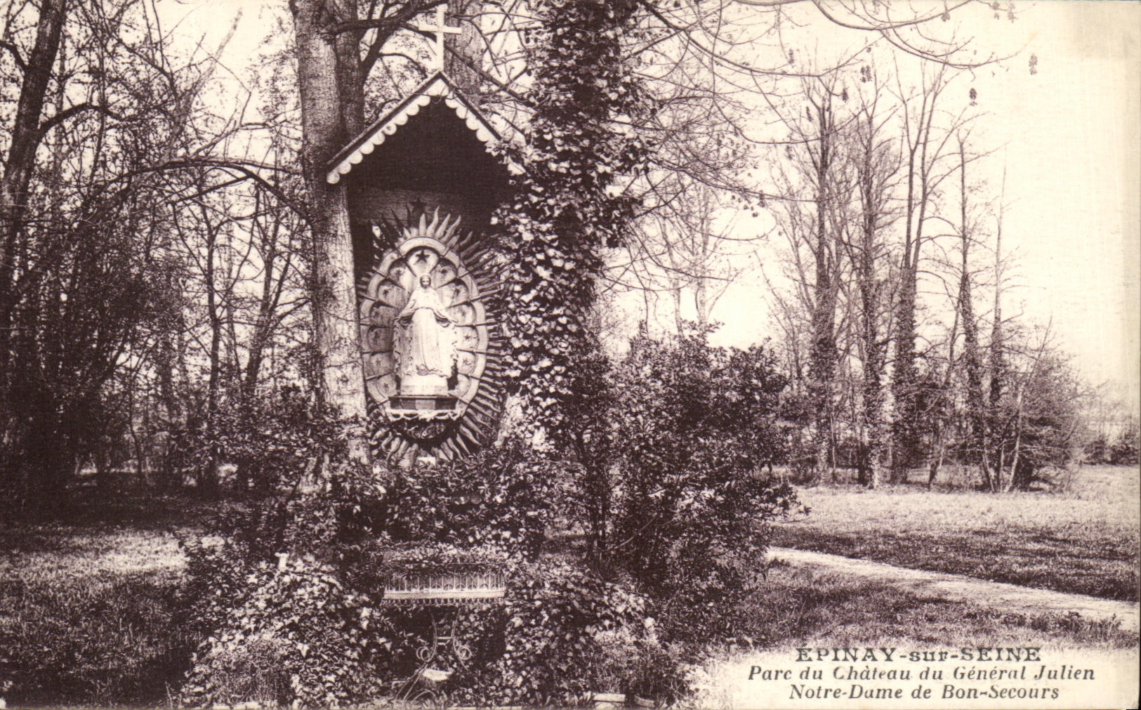 Notre-Dame de Bon-Secours — Parc du Château du Général Julien — Épinay-sur-Seine