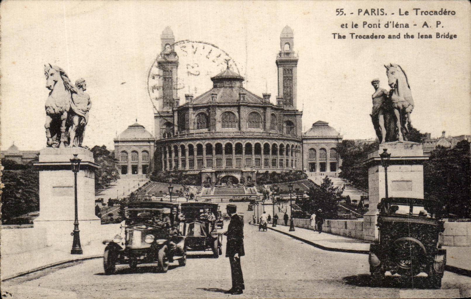 CPA Paris Le Trocadero Et Le Pont d'Iena Automobile