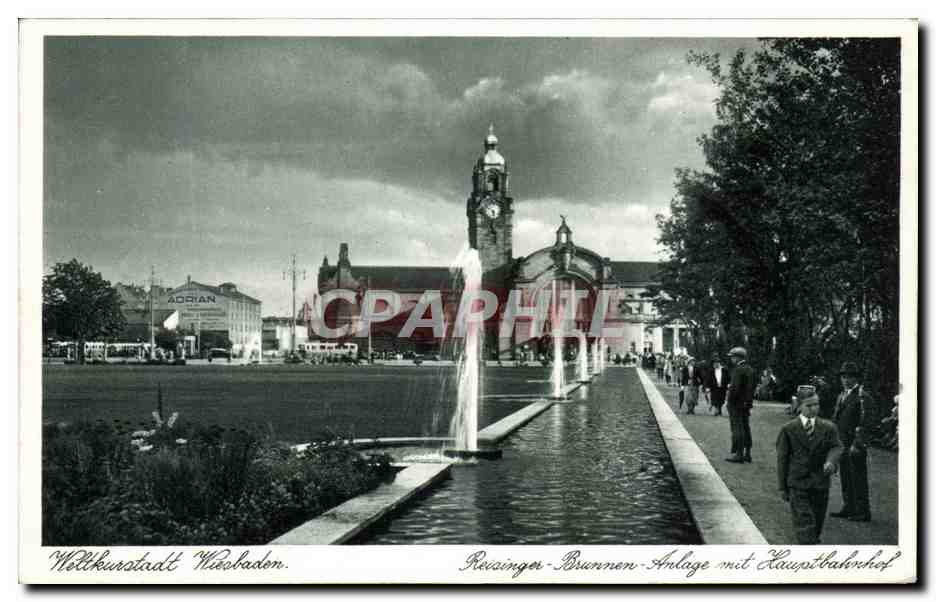 CPA Wiesbaden Reisinger Brunen Anlage mit Hauptbahnhof