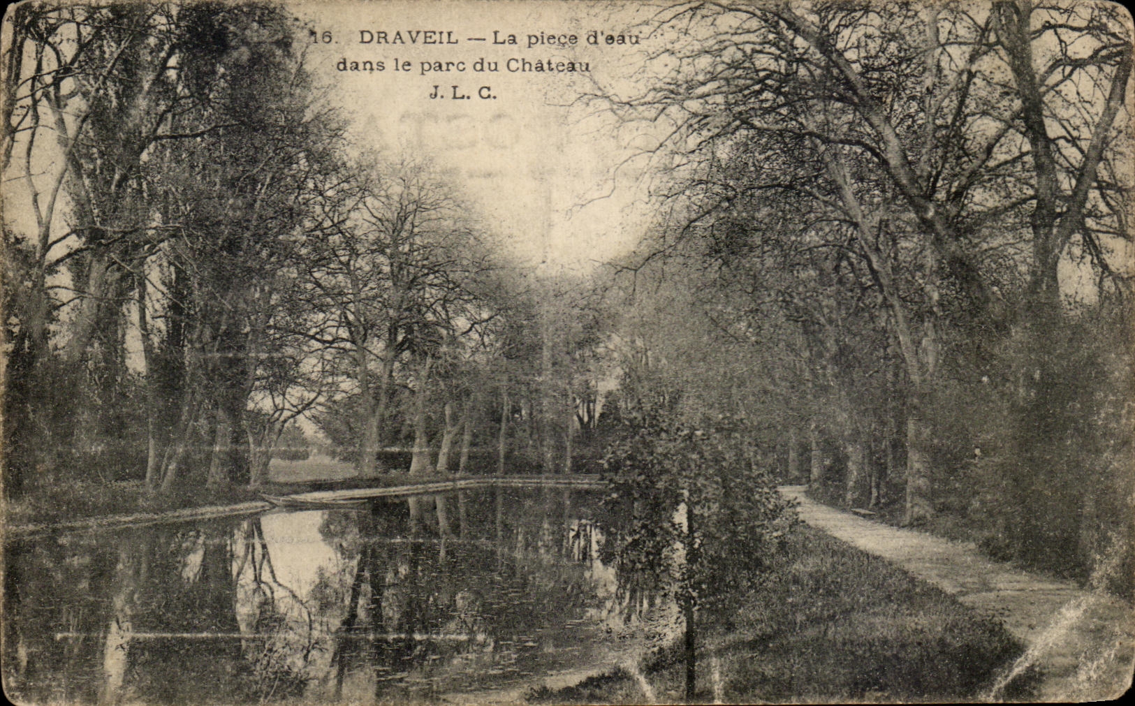 CPA Draveil La Place D'Eau Dans Le Parc Du Chateau