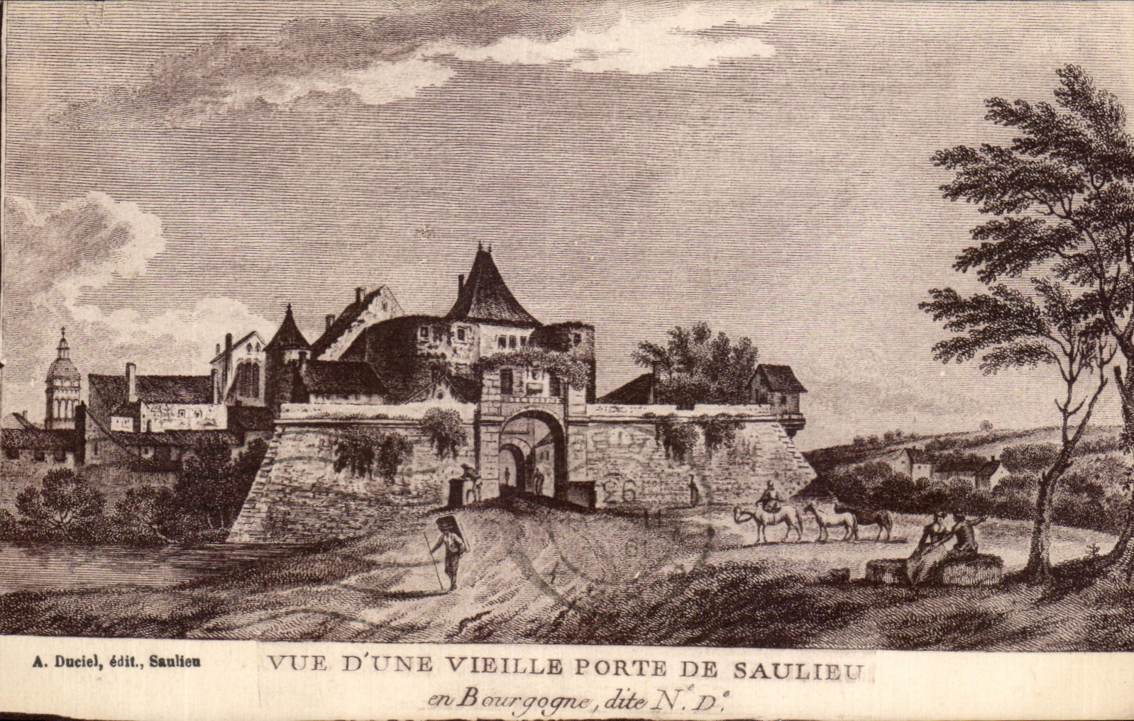 CPA Vue D'une Vieille Porte De Saulieu 