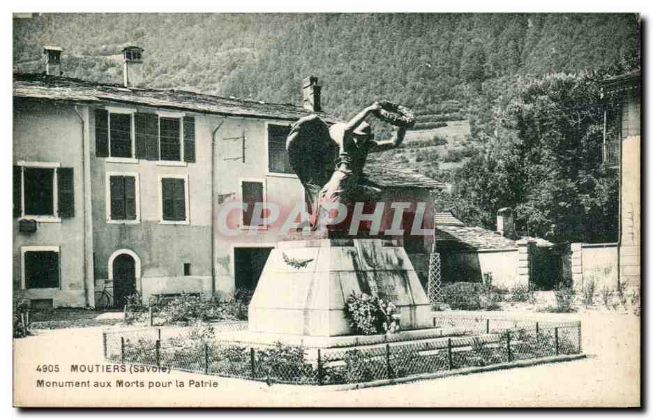 CPA Moutiers Monument aux Morts Pour la Patrie militaria 