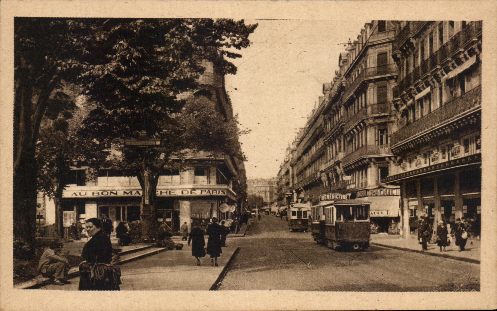 CPA Toulouse Rue Alsace Au Bon Marche de Paris 