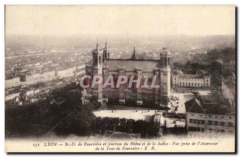 CPA Lyon De Fourviere Et Jonction Du Rhone Et De La Saone Vue Prise De l'Ascenseur de la Tour de Fourviere