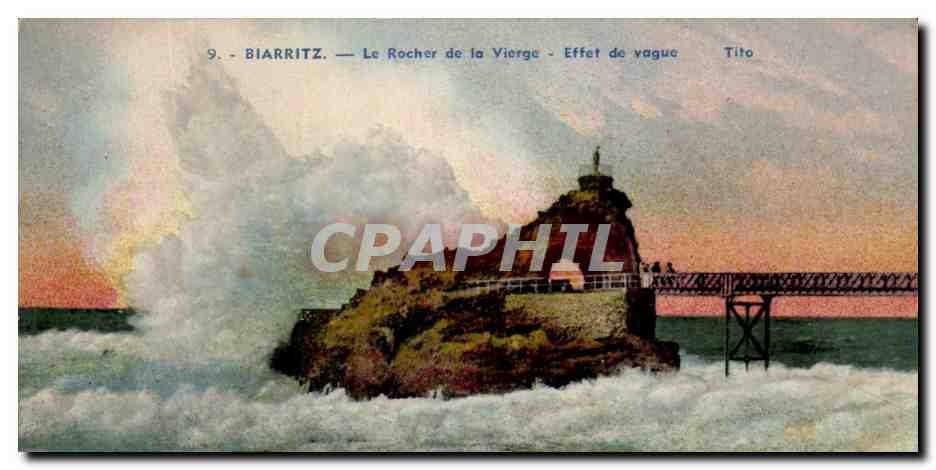 CPA Biarritz Le Rocher de la Vierge Effet de Vague