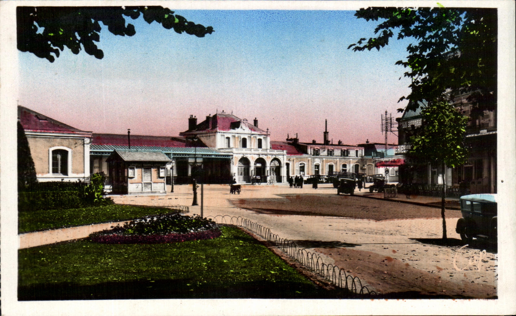 CPA Moulins La Gare