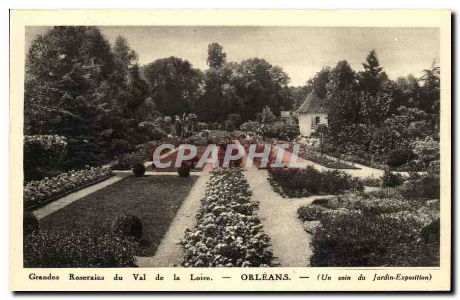 CPA Grandes Roseraies du Val de la Loire Orleans Un coin du jardin exposition