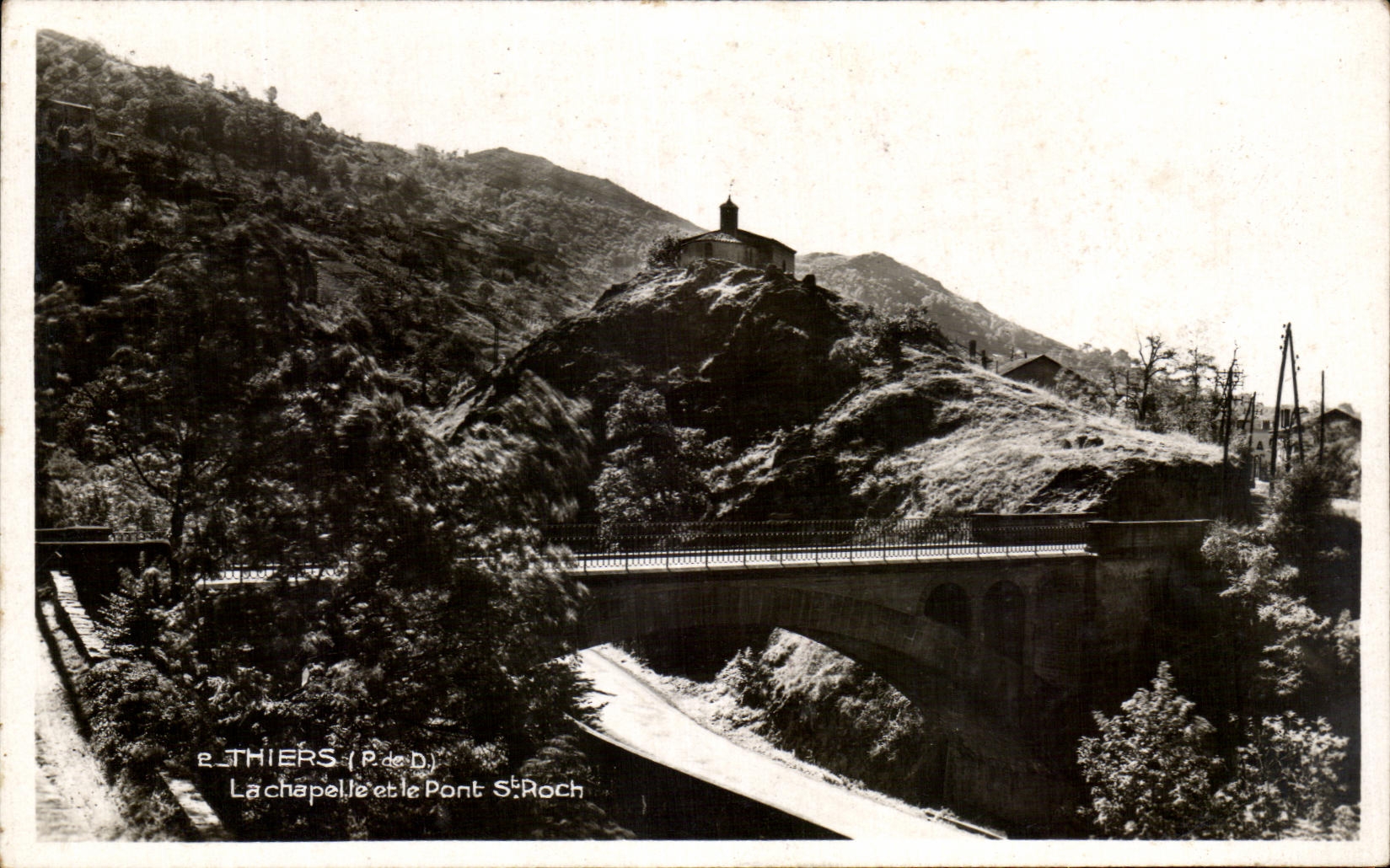 Éthiers (P.d.D) — La chapelle et le pont Saint-Roch — Photo Gauyin Tijou
