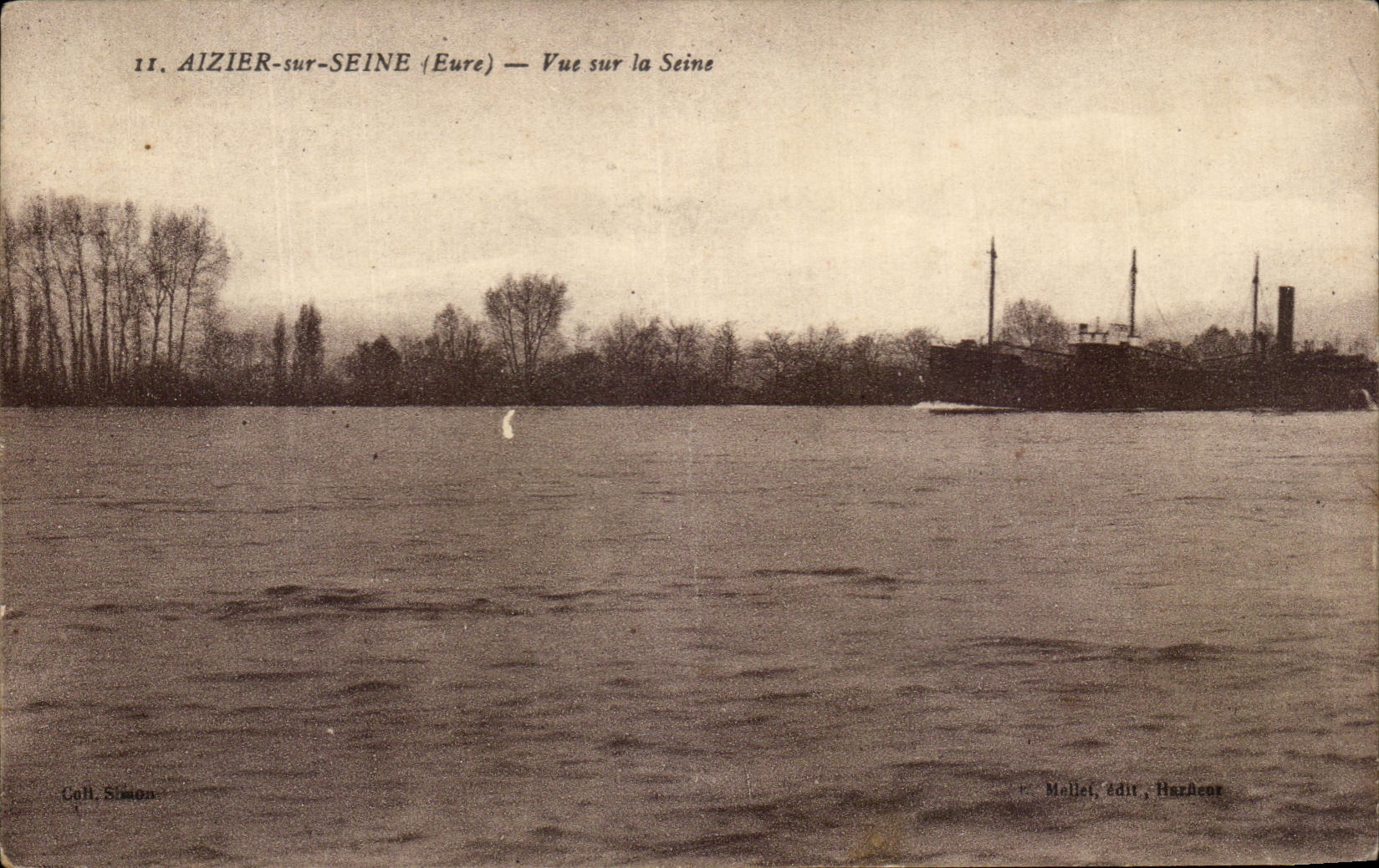 CPA Aizier Sur Seine Vue Sur La Seine Bateau