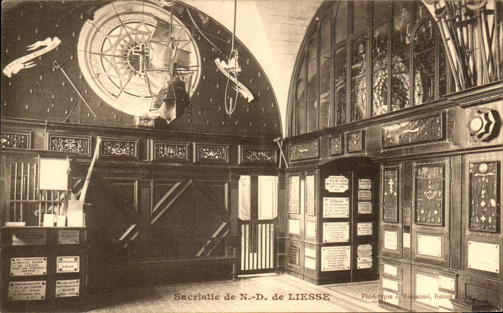 CPA Sacristie De de ND de liesse