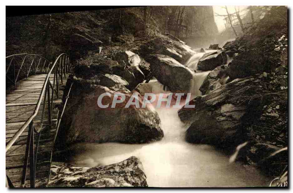 CPA Allevard Les Bains La Passerelle Et Le Bout Du Monde