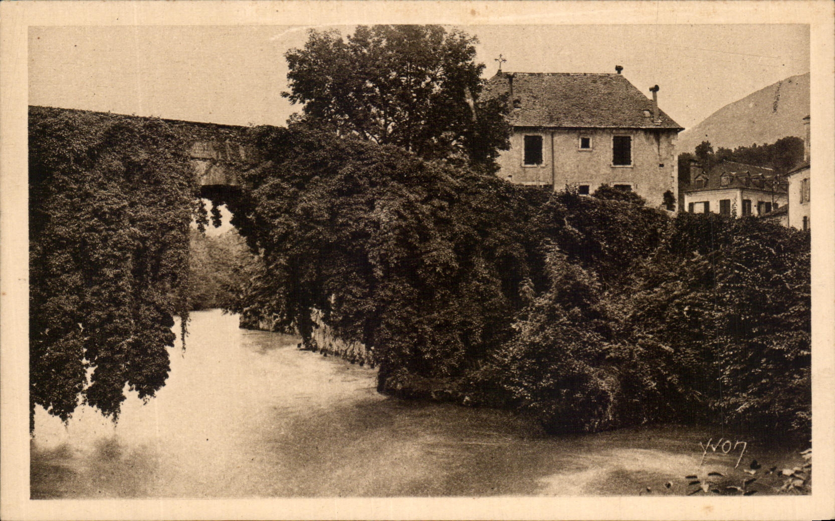 Betharram - Le Vieux Pont — Les Pyrénées — Édition d'Art YVON, Paris