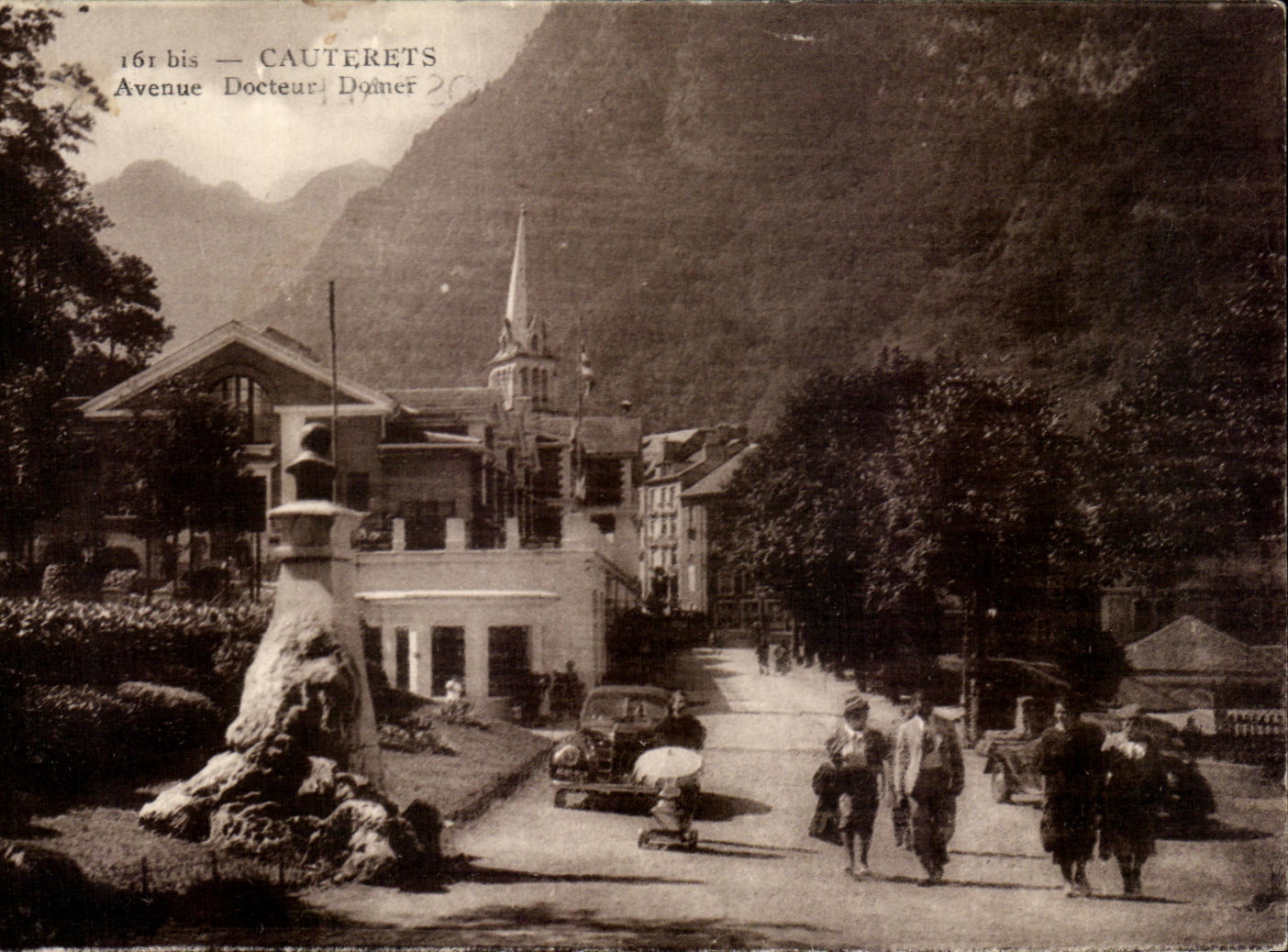 Cauterets — Avenue Docteur Dommer — éditeur Saurin