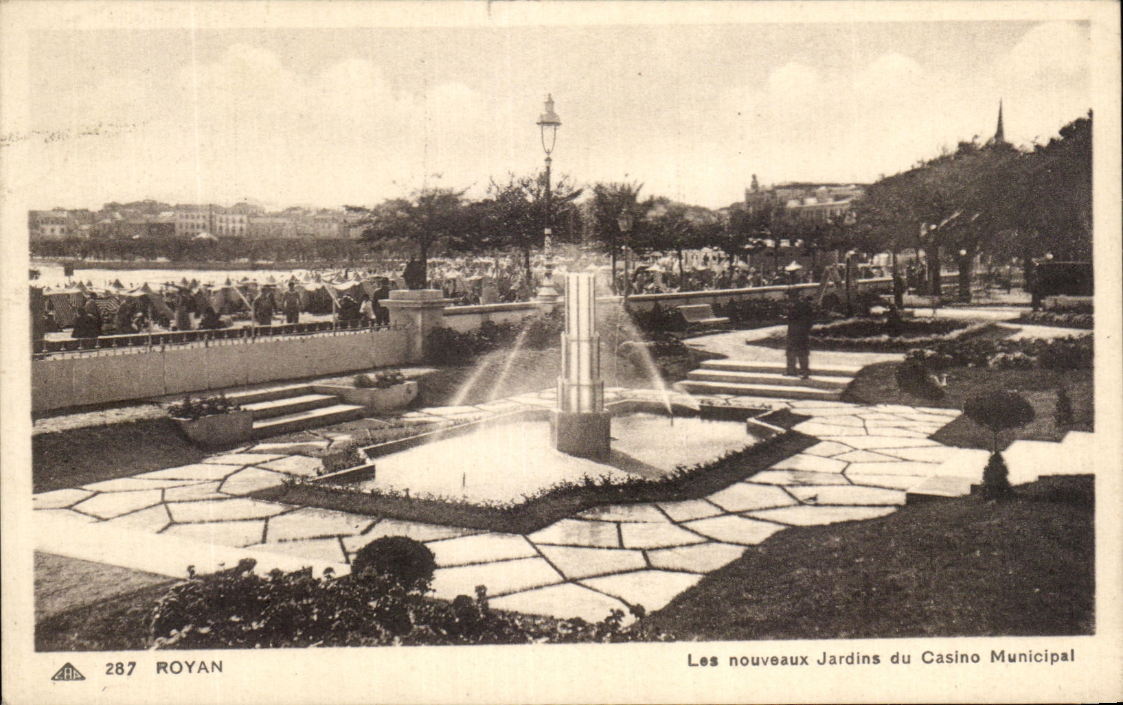 Royan — Les nouveaux Jardins du Casino Municipal — Edition des Nouvelles Galeries, Royan, n°287