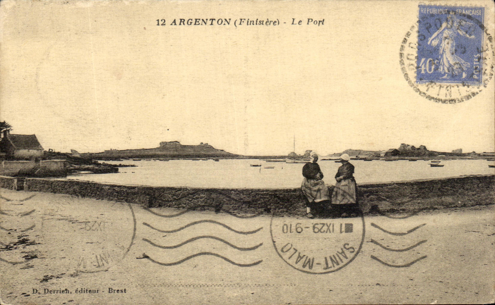 CPA Argenton Le Port Folklore Femmes