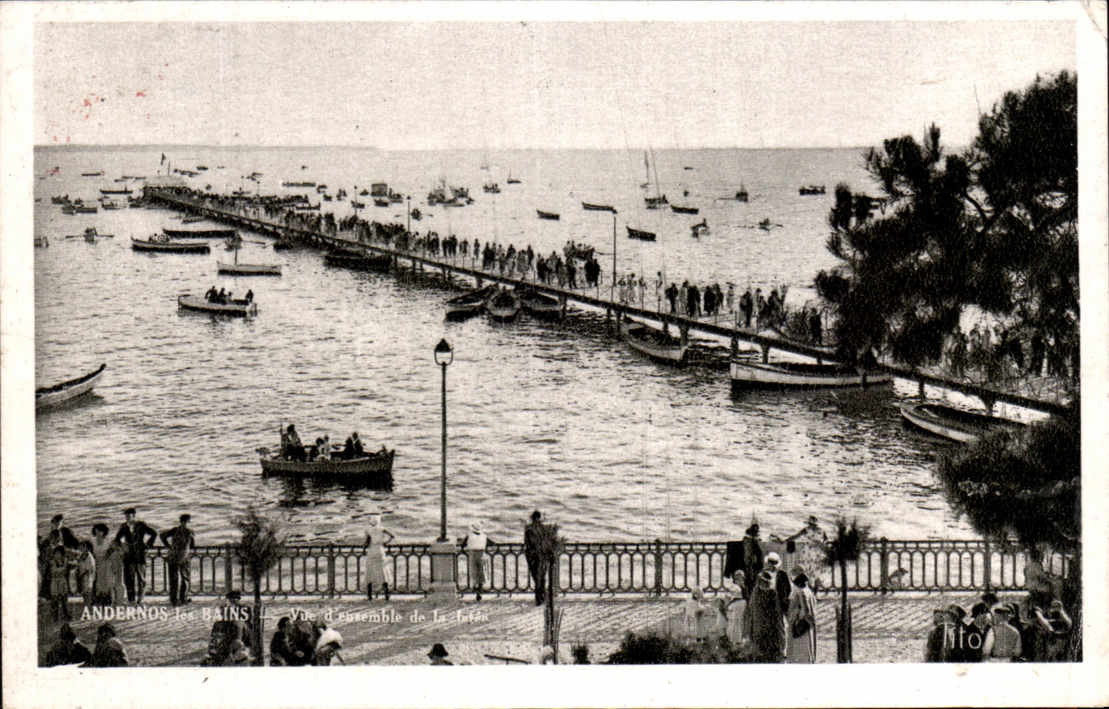 CPA Andernos Les Bans Vue d'ensembe de la Jetee
