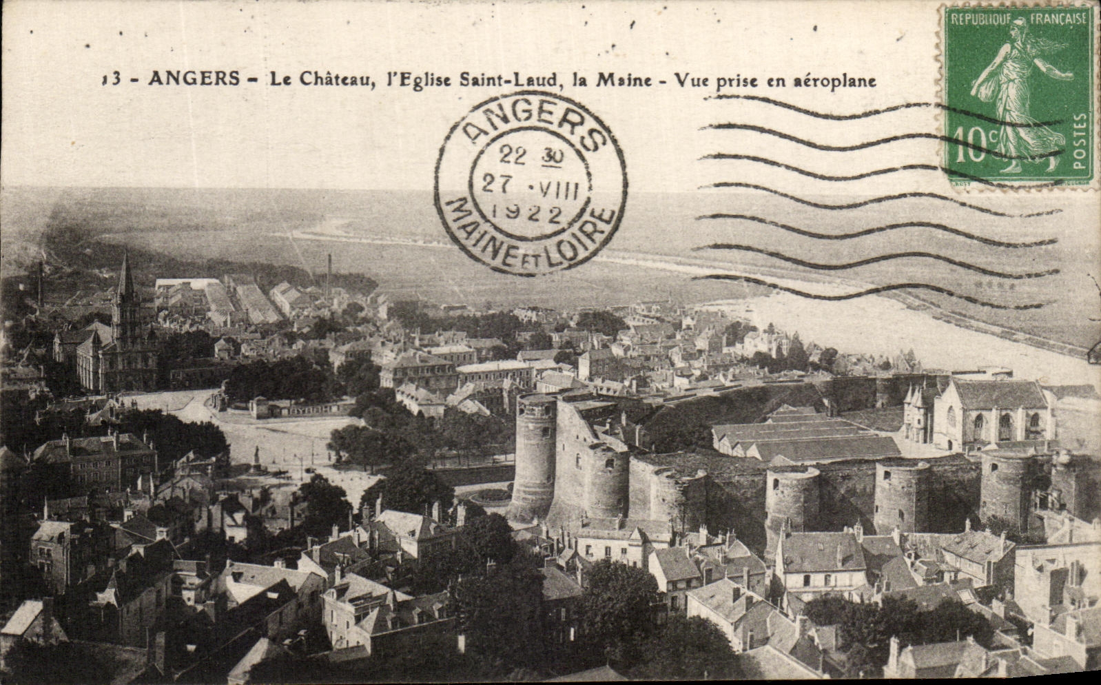 CPA Angers Le Chateau l'Eglise Saint Laud La Maine Vue Prise En Aeroplane