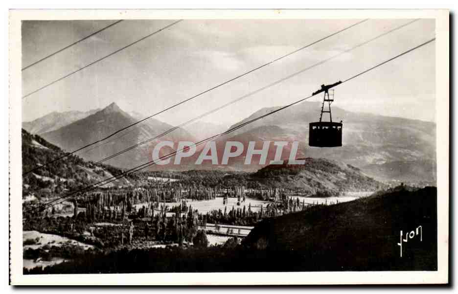 CPA Lourdes Le Pibeste Cabine Du Teleferique Et La Vallee d'Argeles