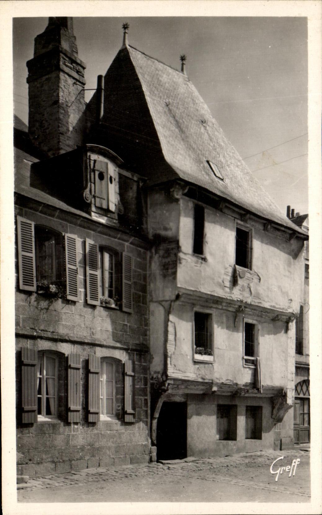CPA En Bretagne Concarneau Vieille Maison De La Ville Close