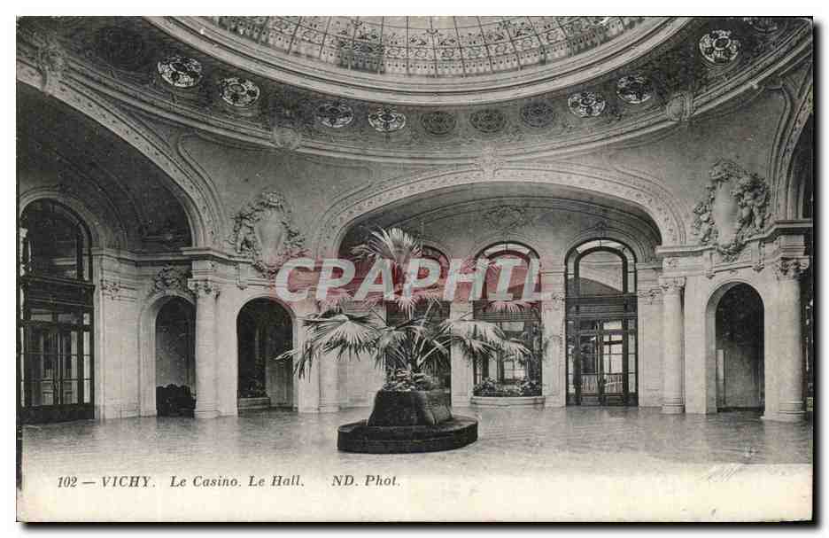 CPA Vichy Le Casino Le Hall 