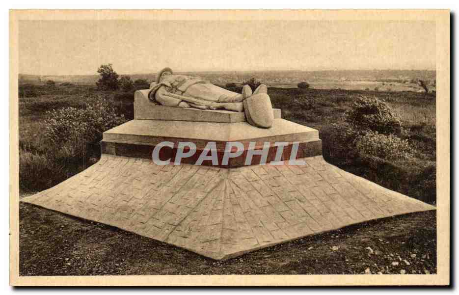 Verdun — « Le Soldat du Droit » — Monument à André Thome — Ossuaire de Douaumont