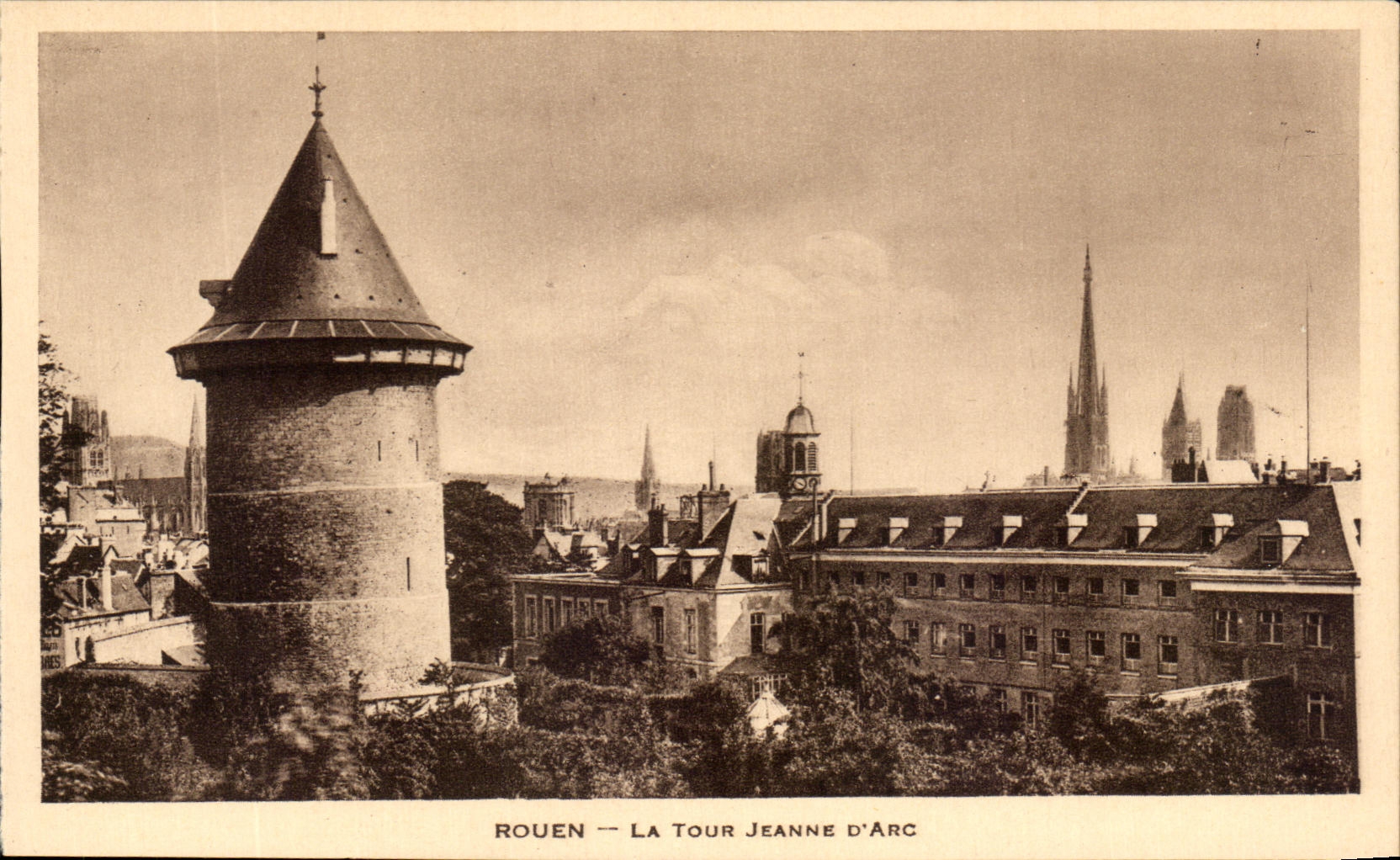CPA Rouen La Tour Jeanne D Arc