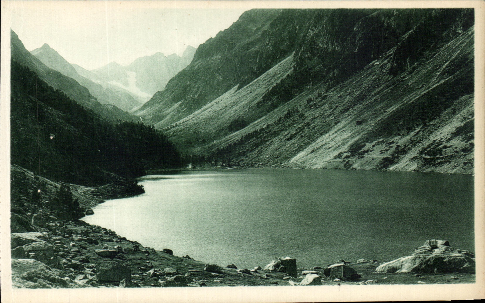 Le Lac de Gaube — Les Pyrénées — Environs de CAUTERETS — Bloc frères, Bordeaux