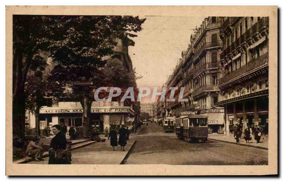 CPA Toulouse Rue Alsace Tramway Au bon Marche de paris