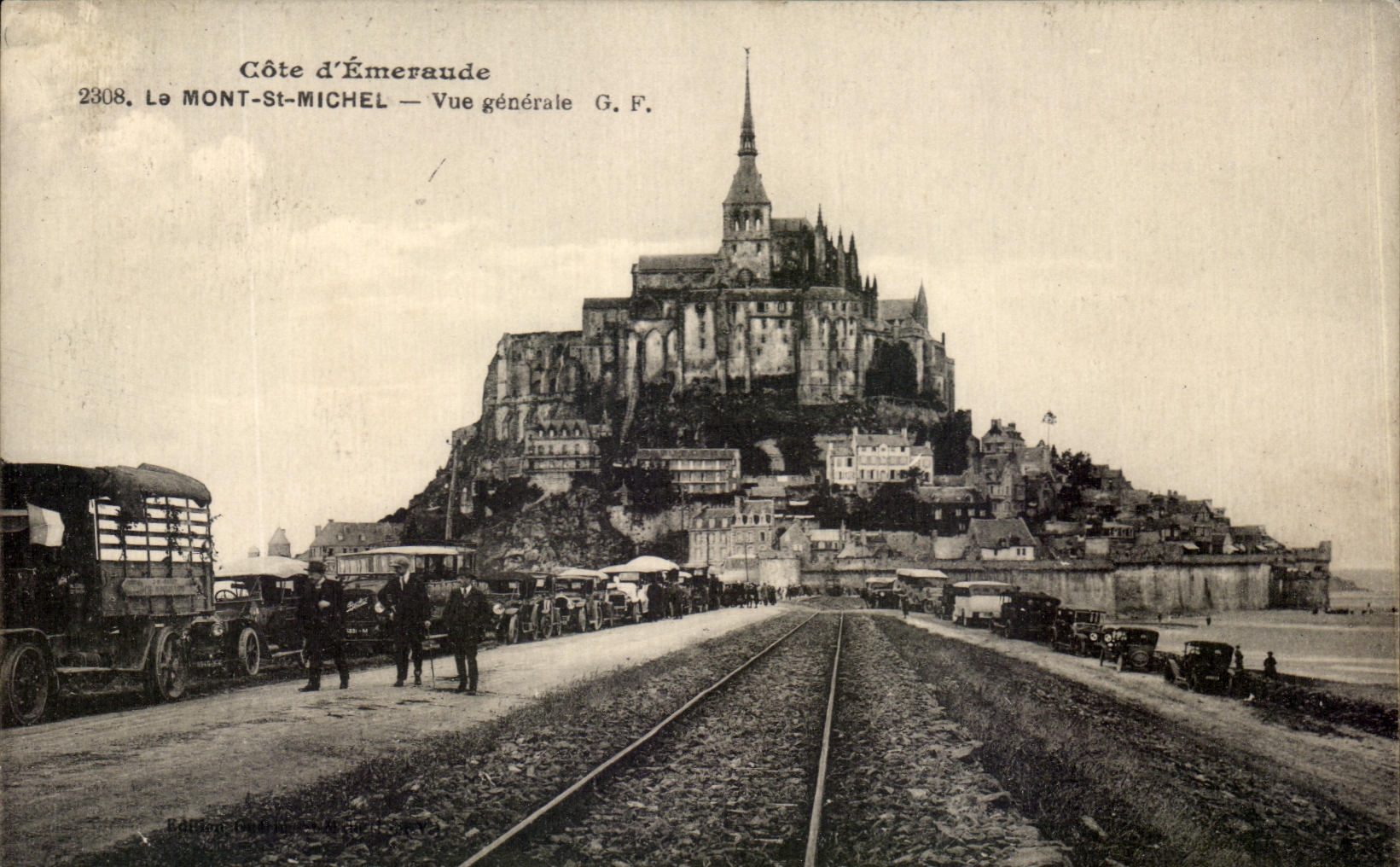 CPA Le Mont Saint Michel Vue Generale Automobiles