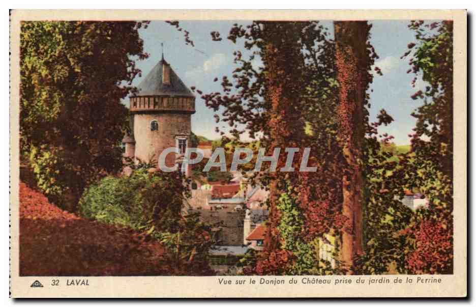 Laval — Vue sur le Donjon du Château prise du jardin de la Perrine — C. DES ARTS PHOTOGRAPHIQUES, PARIS-STRASBOURG, n°32