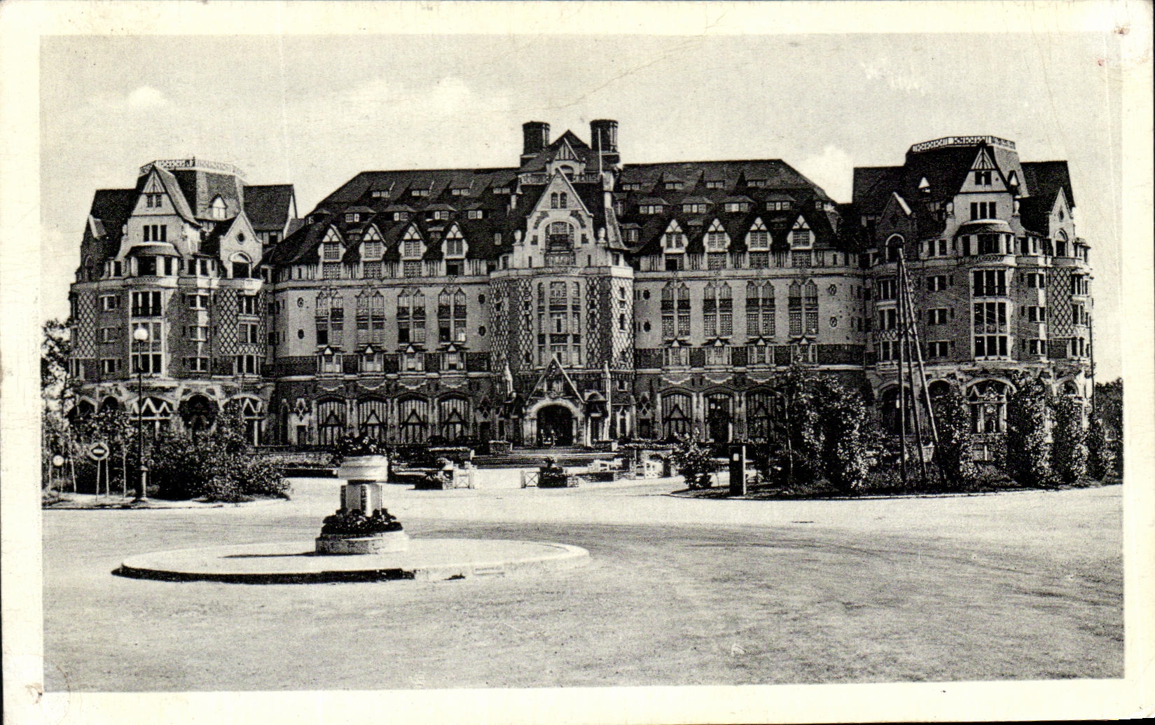 Vintage Postcard Le Touquet Paris Plage Le Royal picardy
